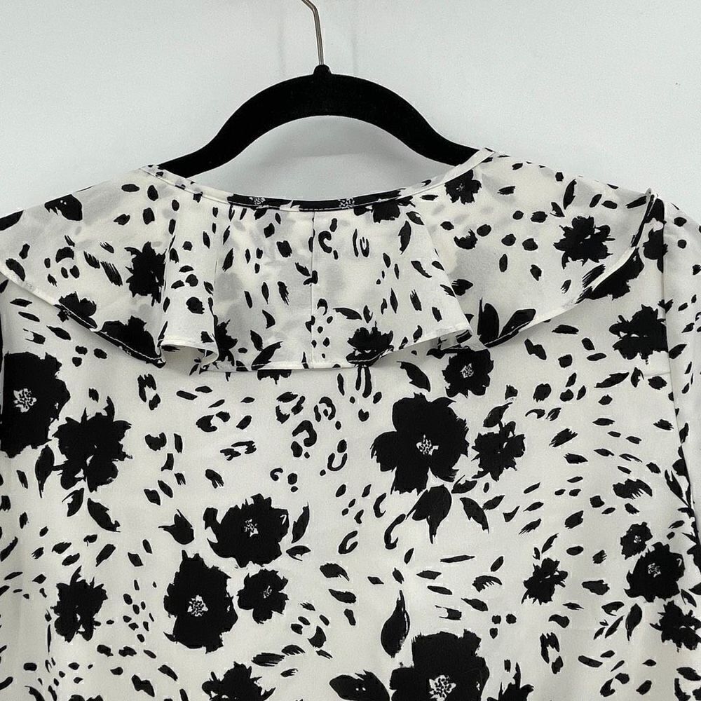 ASTR The Label Cream Black Floral Printed Long Sleeve Blouse Size Small - Picture 5 of 7